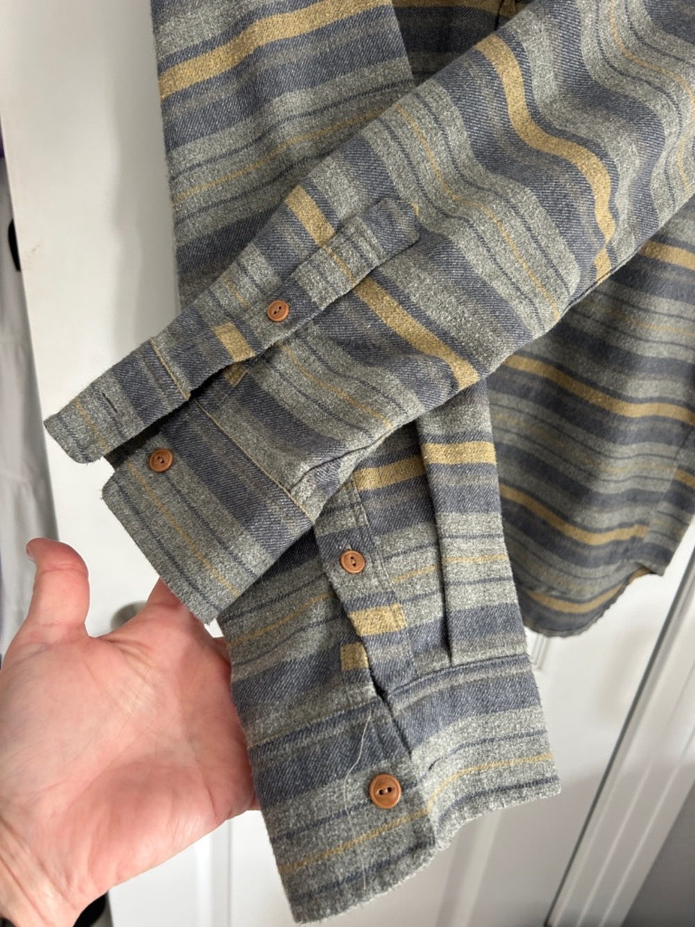 Mens Rails plaid flannel button down - Picture 4 of 6